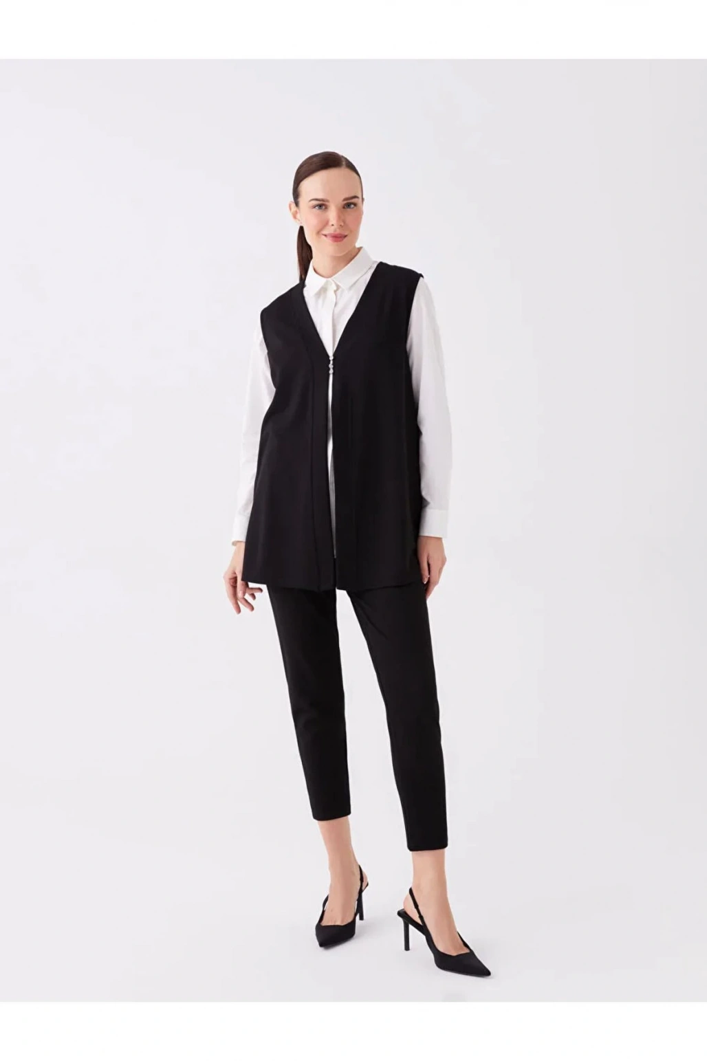 LCW Grace Yeni Siyah Kadın V Yaka Düz Yelek