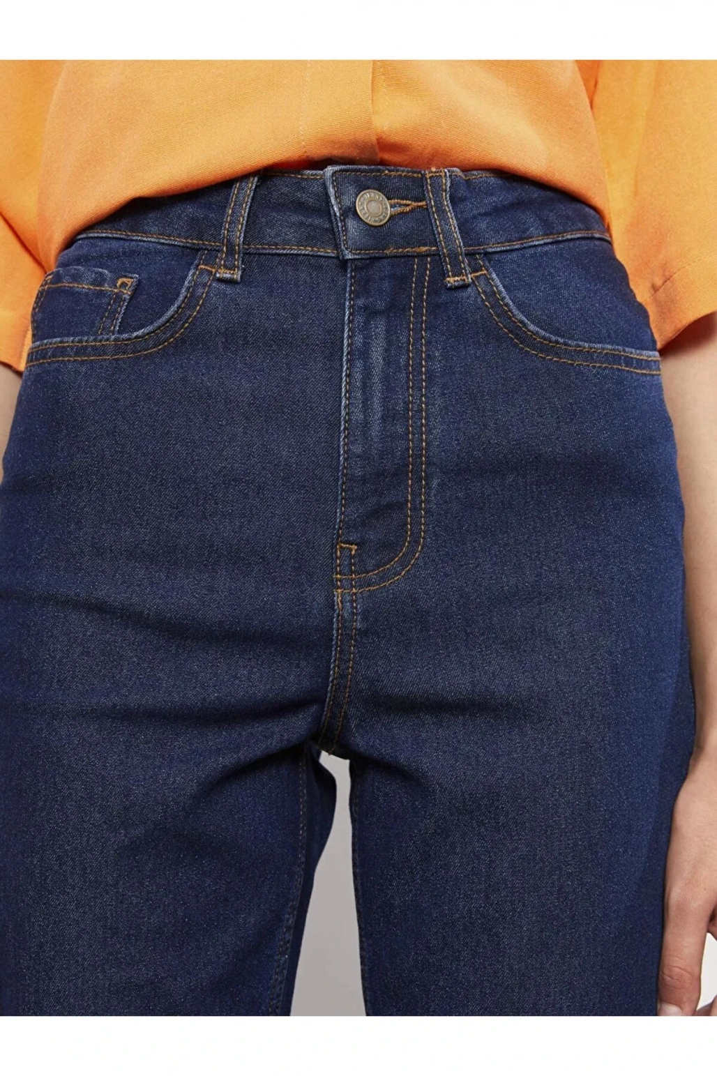 LCW Jeans İndigo Yüksek Bel Mom Fit Düz Cep Detaylı Kadın Rodeo Jean Pantolon