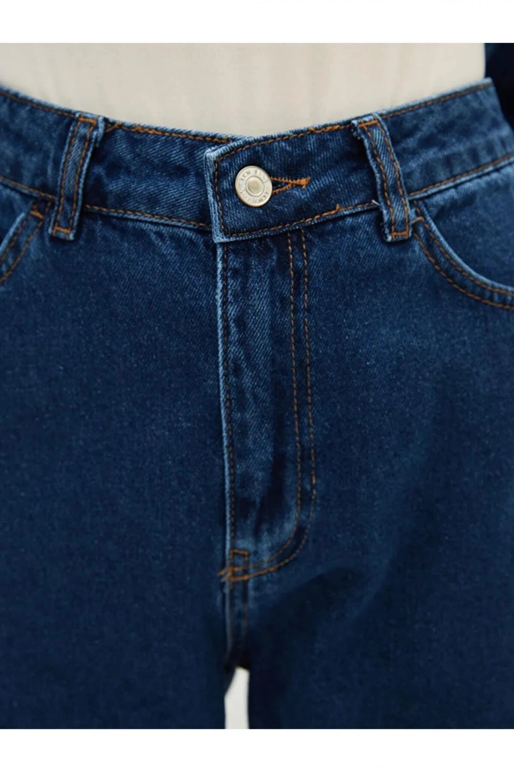 LCW Jeans İndigo Yüksel Bel Mom Fit Cep Detaylı Kadın Rodeo Jean Pantolon