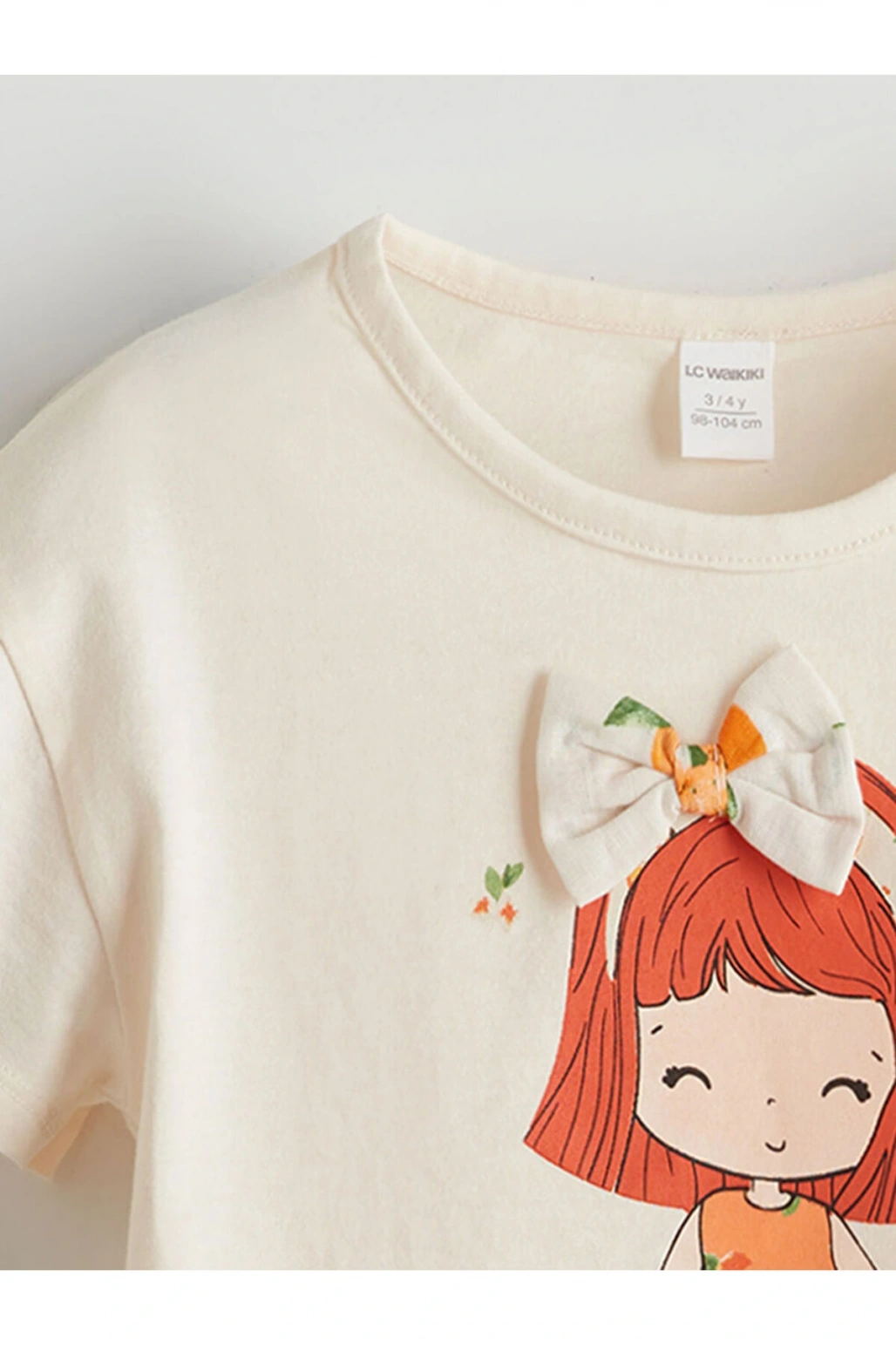 LCW Kids Baskılı Kız Çocuk Tişört ve Tütülü Etek 2li