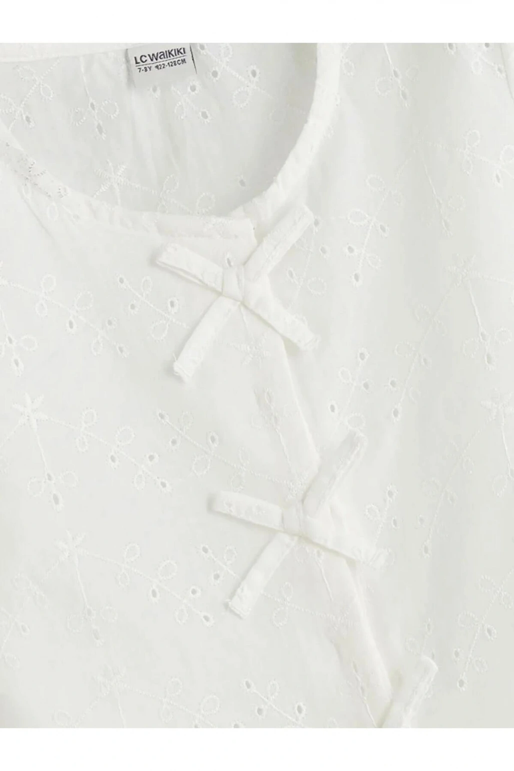 LCW Kids Beyaz Bisiklet Yaka Fiyonk Detaylı Kız Çocuk Gömlek