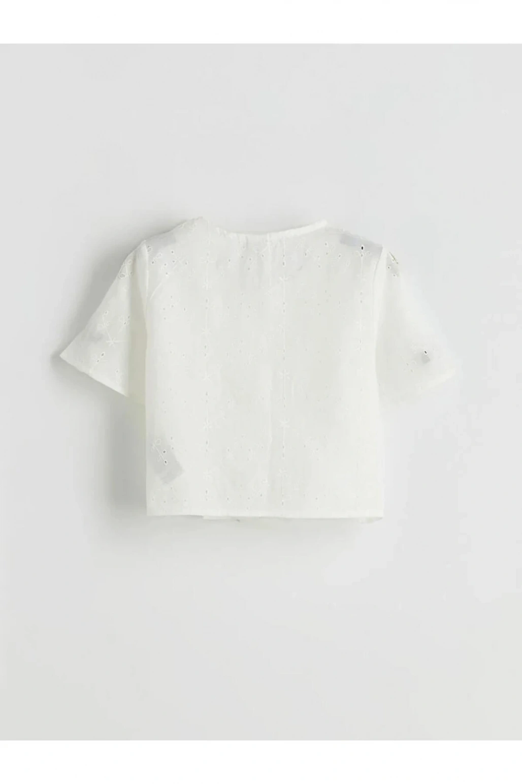 LCW Kids Beyaz Bisiklet Yaka Fiyonk Detaylı Kız Çocuk Gömlek