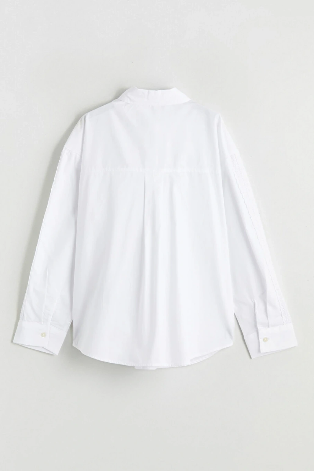 LCW Kids Beyaz Dantel Detaylı Kız Çocuk Gömlek