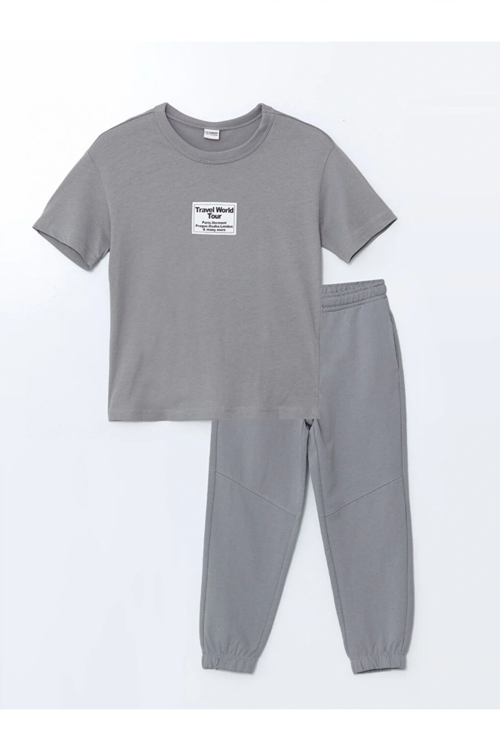 LCW Kids Bisiklet Yaka Erkek Çocuk Tişört ve Eşofman Altı