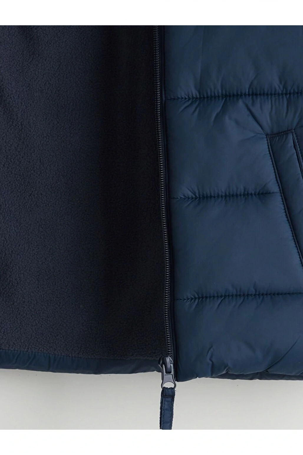 LCW Kids Dik Yaka Erkek Çocuk Yelek