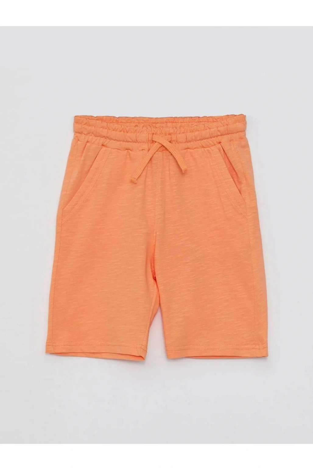 LCW Kids Ekru Bisiklet Yaka Baskılı Kısa Kollu Erkek Çocuk Tişört ve Bermuda