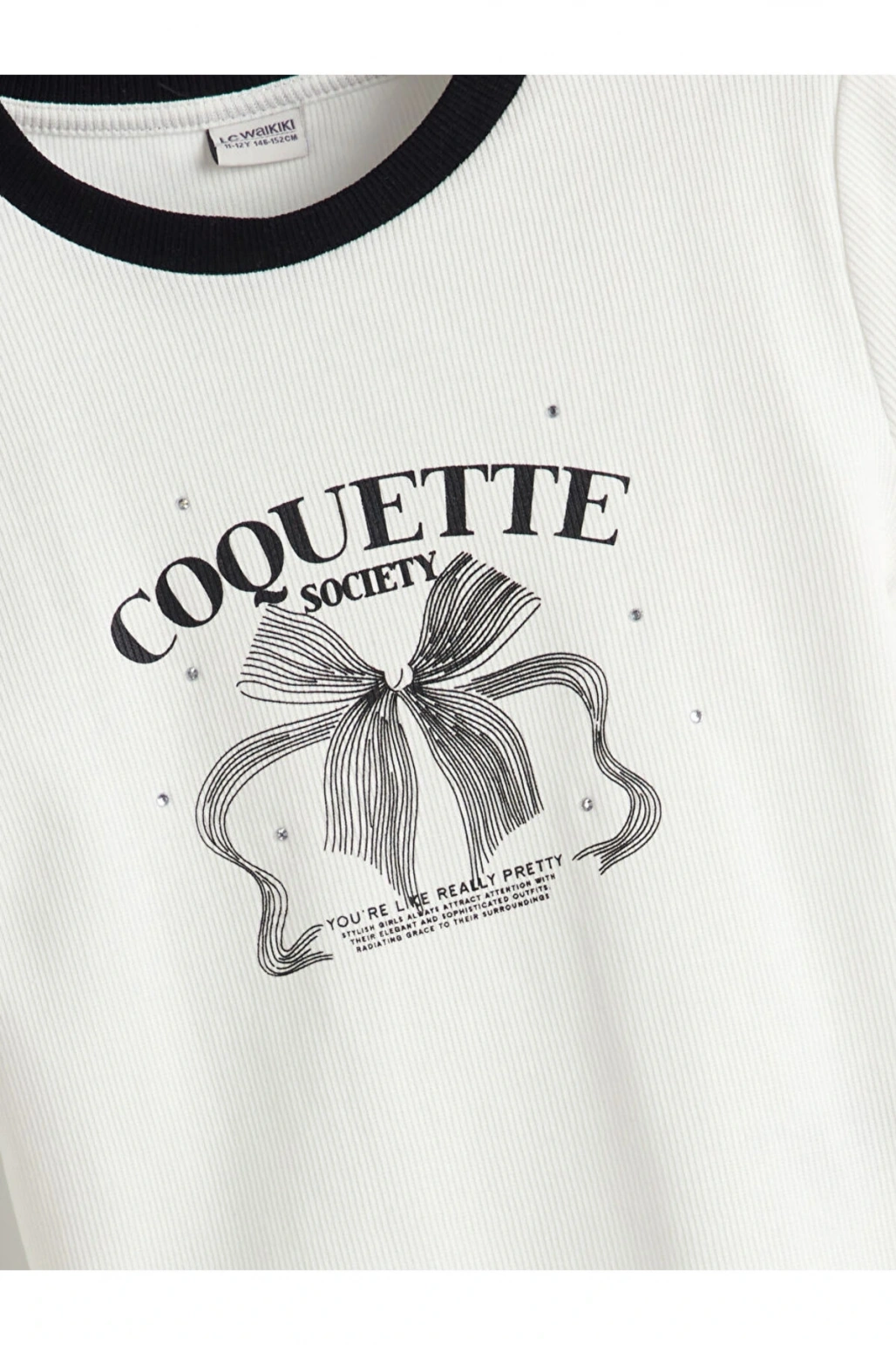 LCW Kids Ekru Bisiklet Yaka Fiyonk Baskılı Taşlı Kız Çocuk Tişört T T