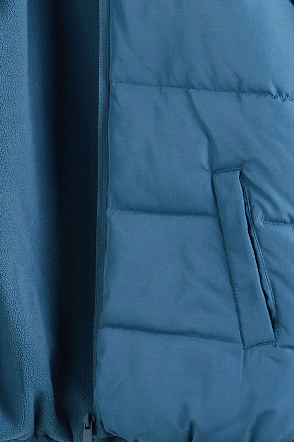 LCW Kids Indigo Kapüşonlu Erkek Çocuk Şişme Mont