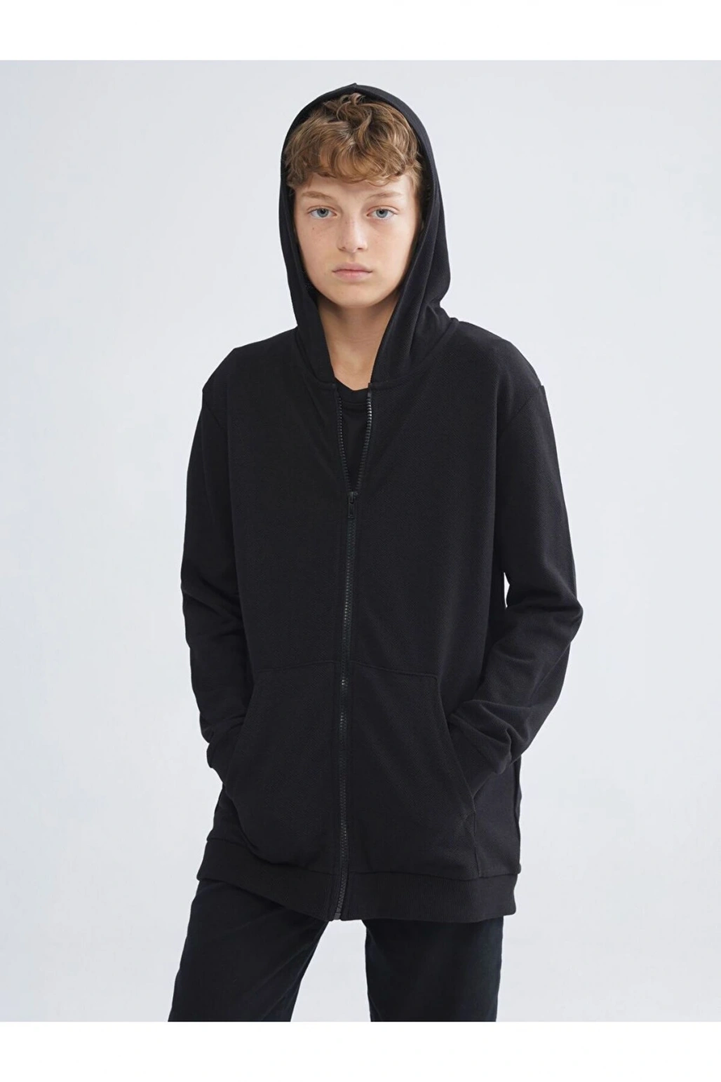 LCW Kids Kapüşonlu Erkek Çocuk Fermuarlı Sweatshirt