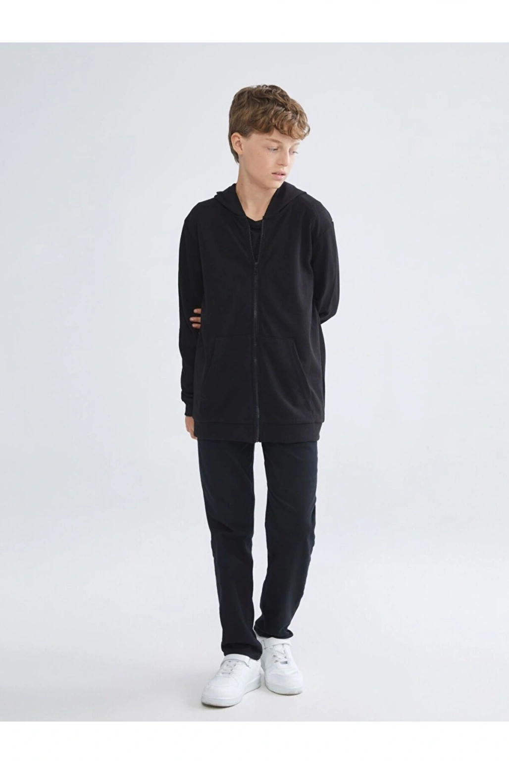 LCW Kids Kapüşonlu Erkek Çocuk Fermuarlı Sweatshirt