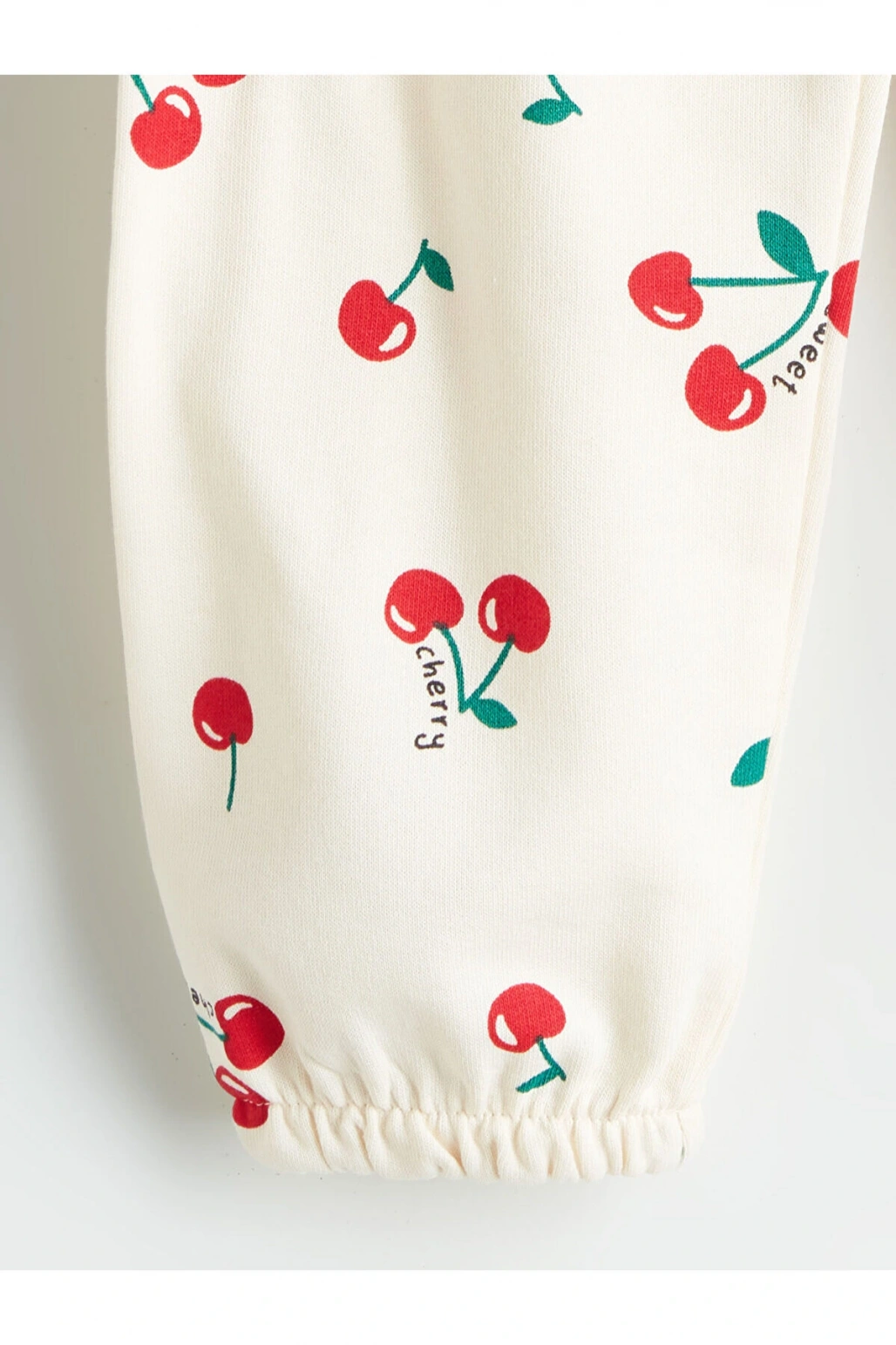 LCW Kids Kiraz Baskılı Kız Çocuk Jogger Eşofman Altı (W5)