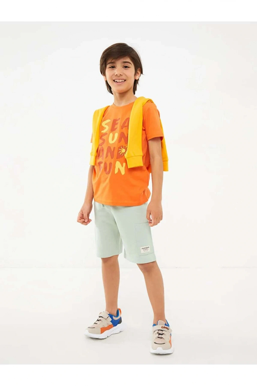 LCW Kids Yeşil Beli Lastikli Basic Erkek Çocuk Şort