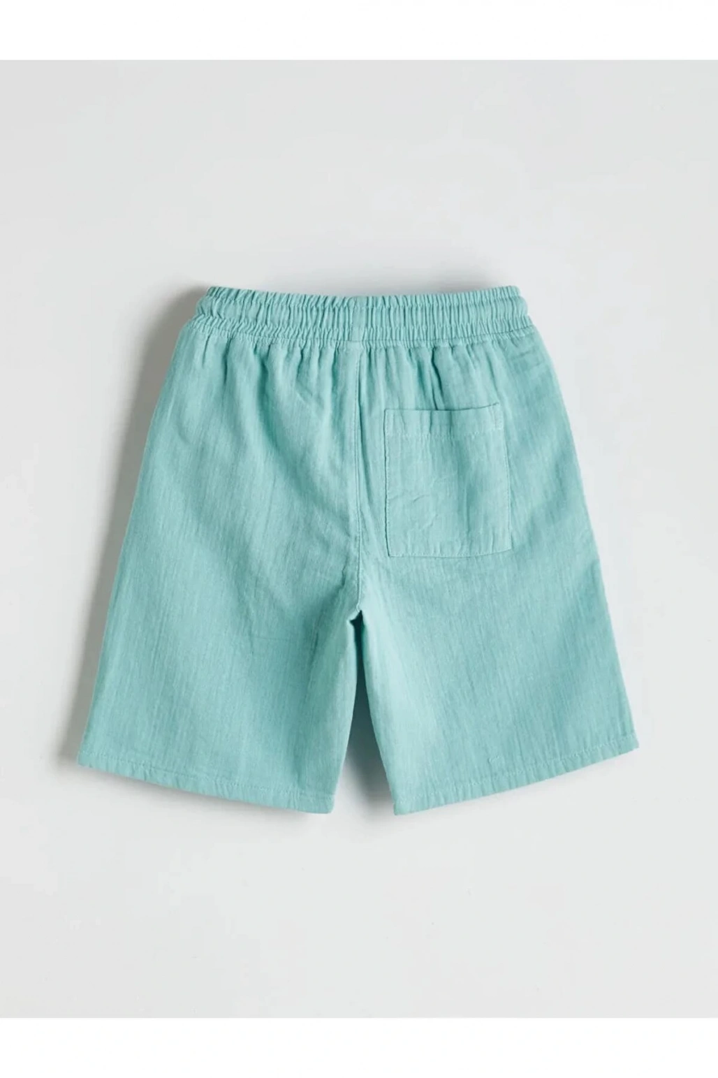 LCW Kids Yeşil Beli Lastikli Erkek Çocuk Şort