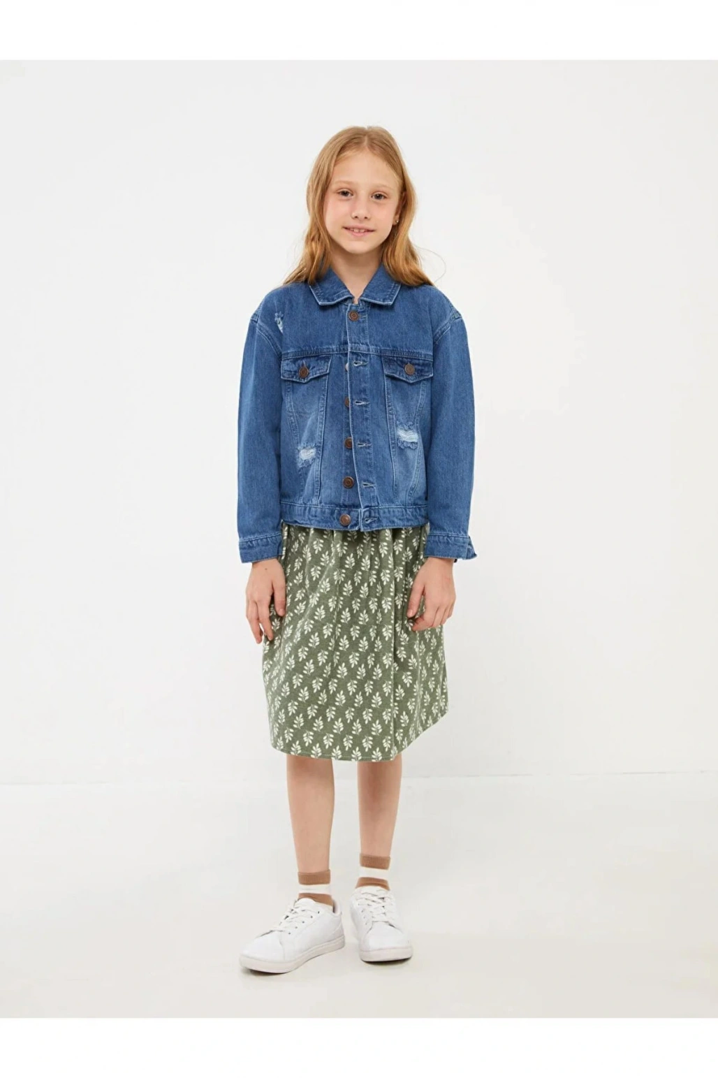 LCW Kids Yırtık Detaylı Kız Çocuk Jean Ceket