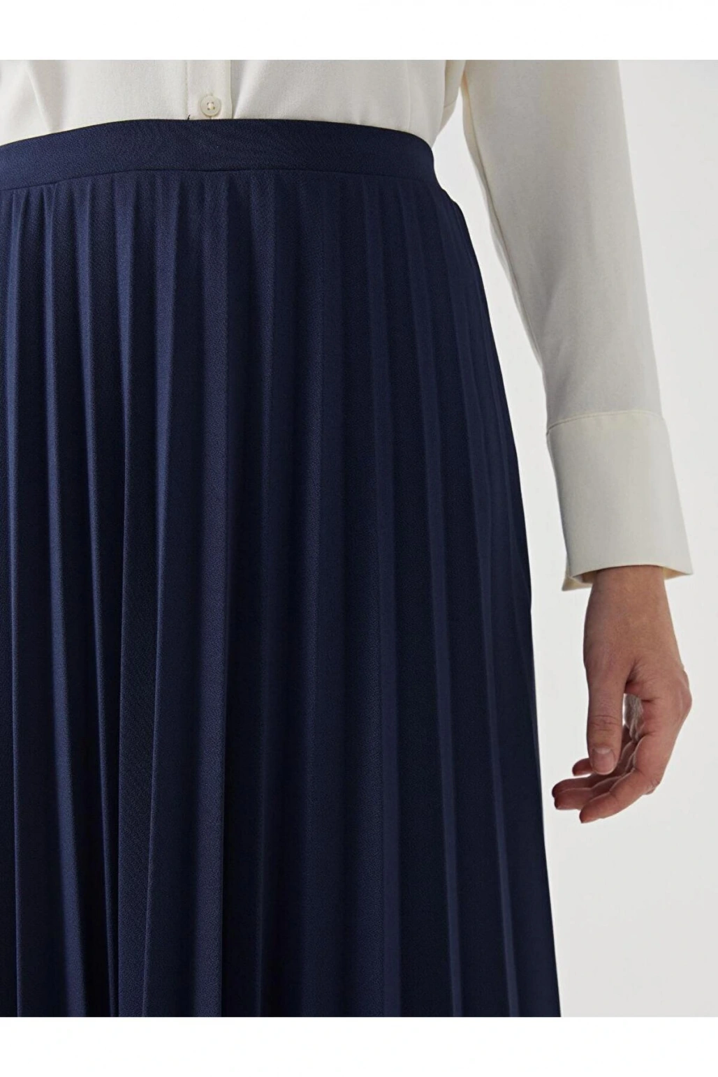 LCW Modest  Beli Lastikli Düz Krep Kadın Pileli Etek