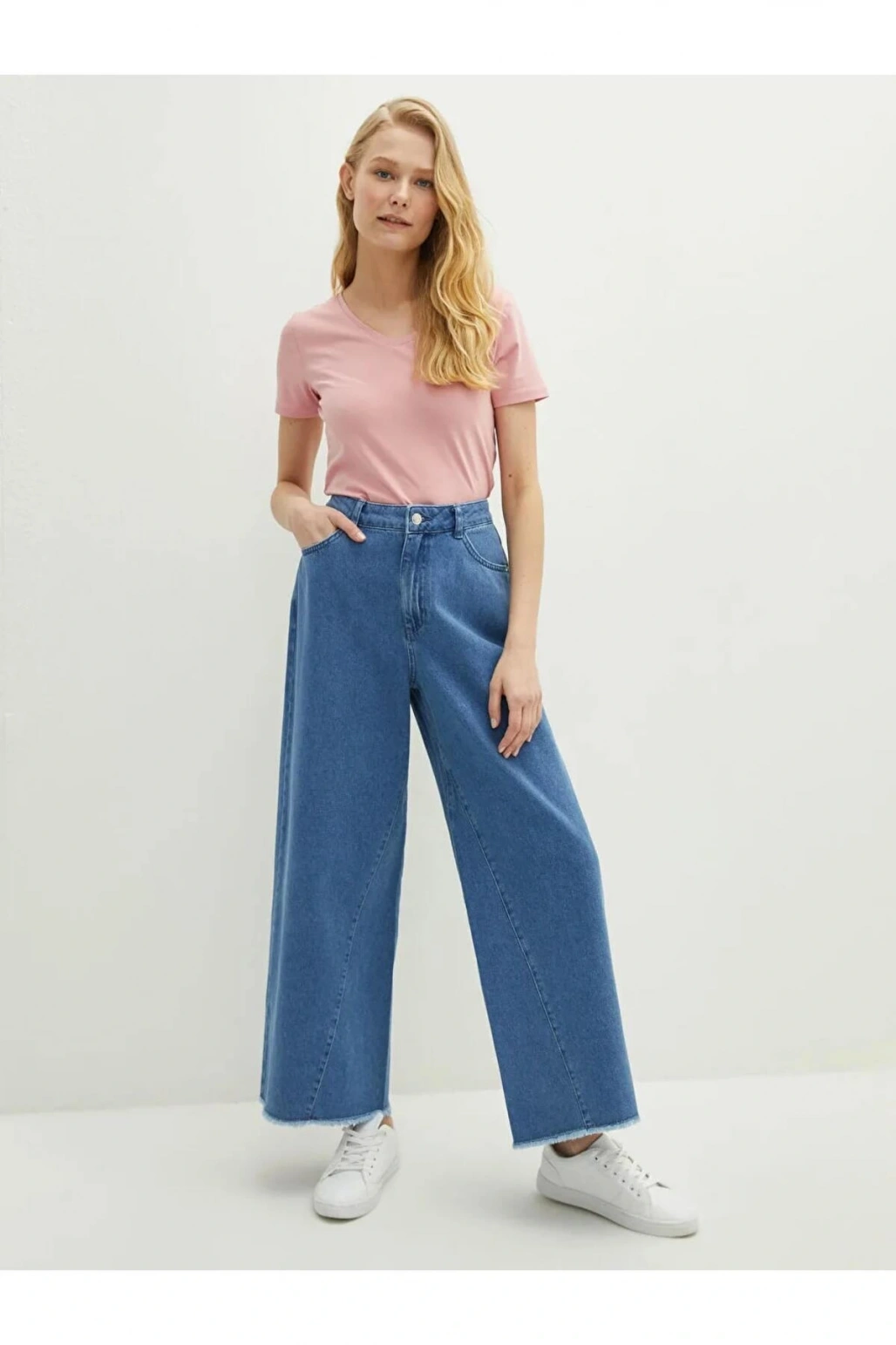 LCW Modest İndigo Cep Detaylı Bol Paça Kadın Rodeo Jean Pantolon