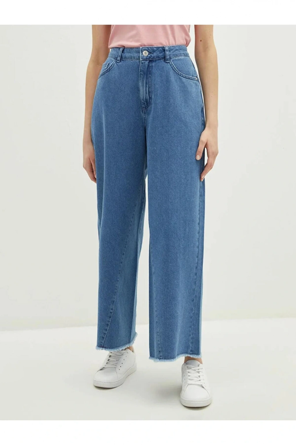 LCW Modest İndigo Cep Detaylı Bol Paça Kadın Rodeo Jean Pantolon