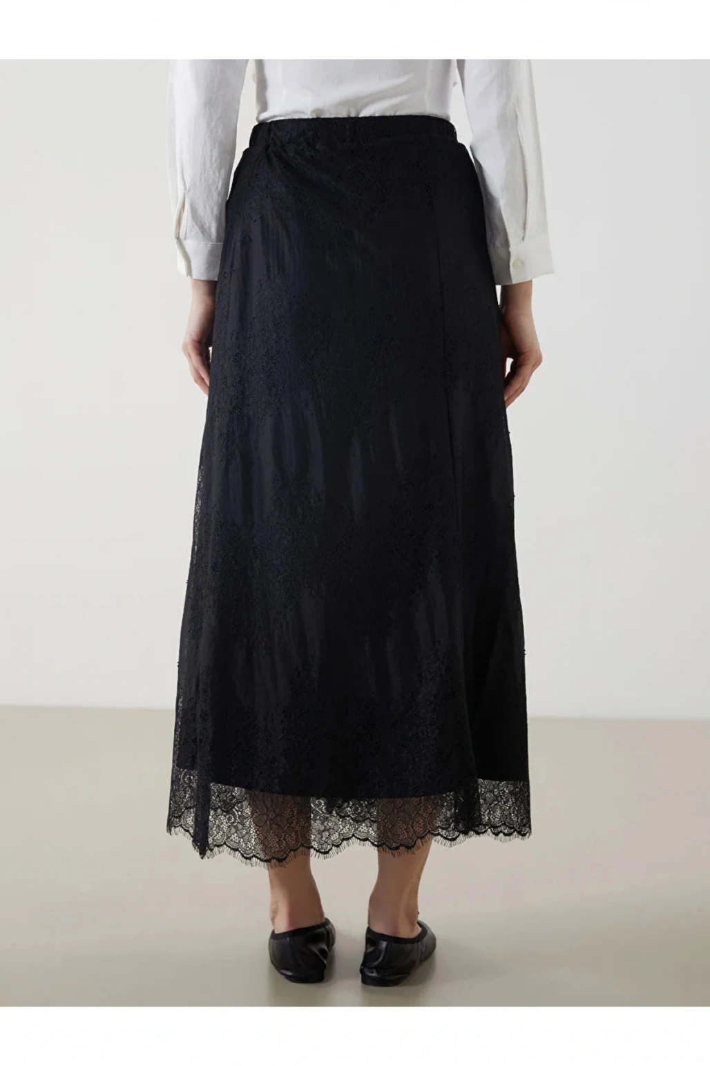 LCW Modest Siyah Beli Lastikli Kendinden Desenli Brode Etek