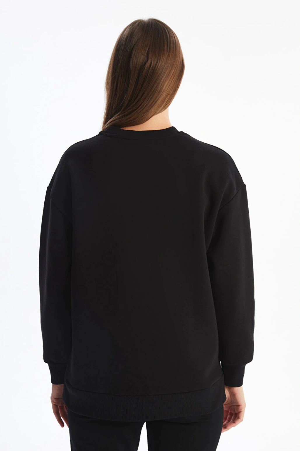 LCW Modest Siyah Bisiklet Yaka Baskılı Kadın Kalın Sweatshirt Tunik