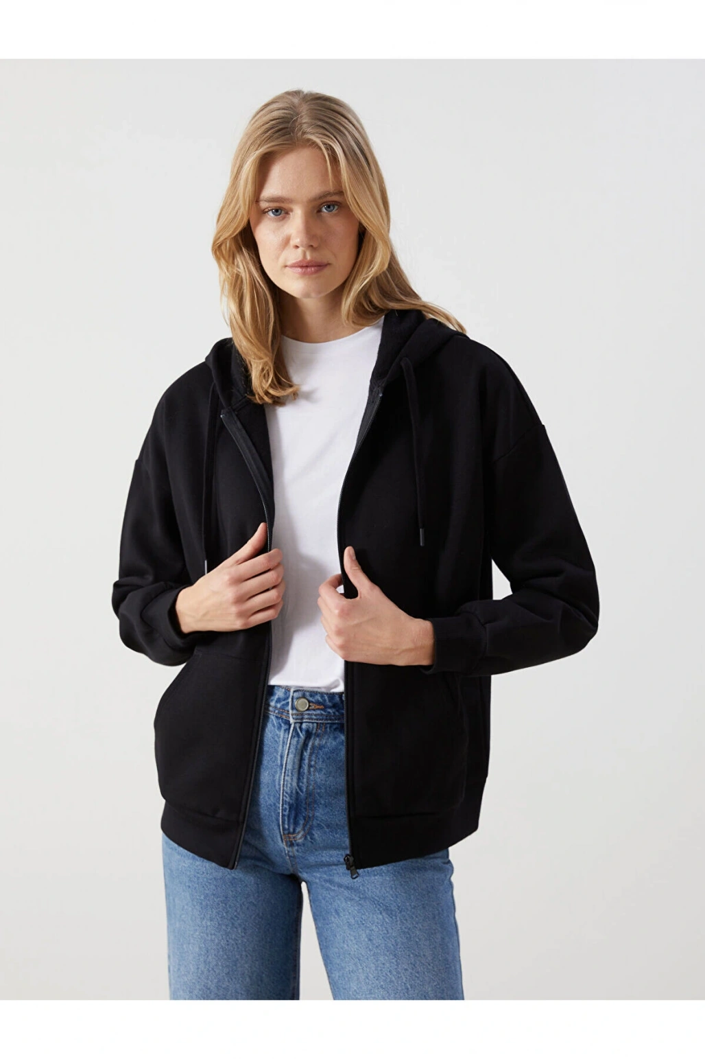 LCW Modest Siyah Kapüşonlu Oversize Kadın Fermuarlı Sweat