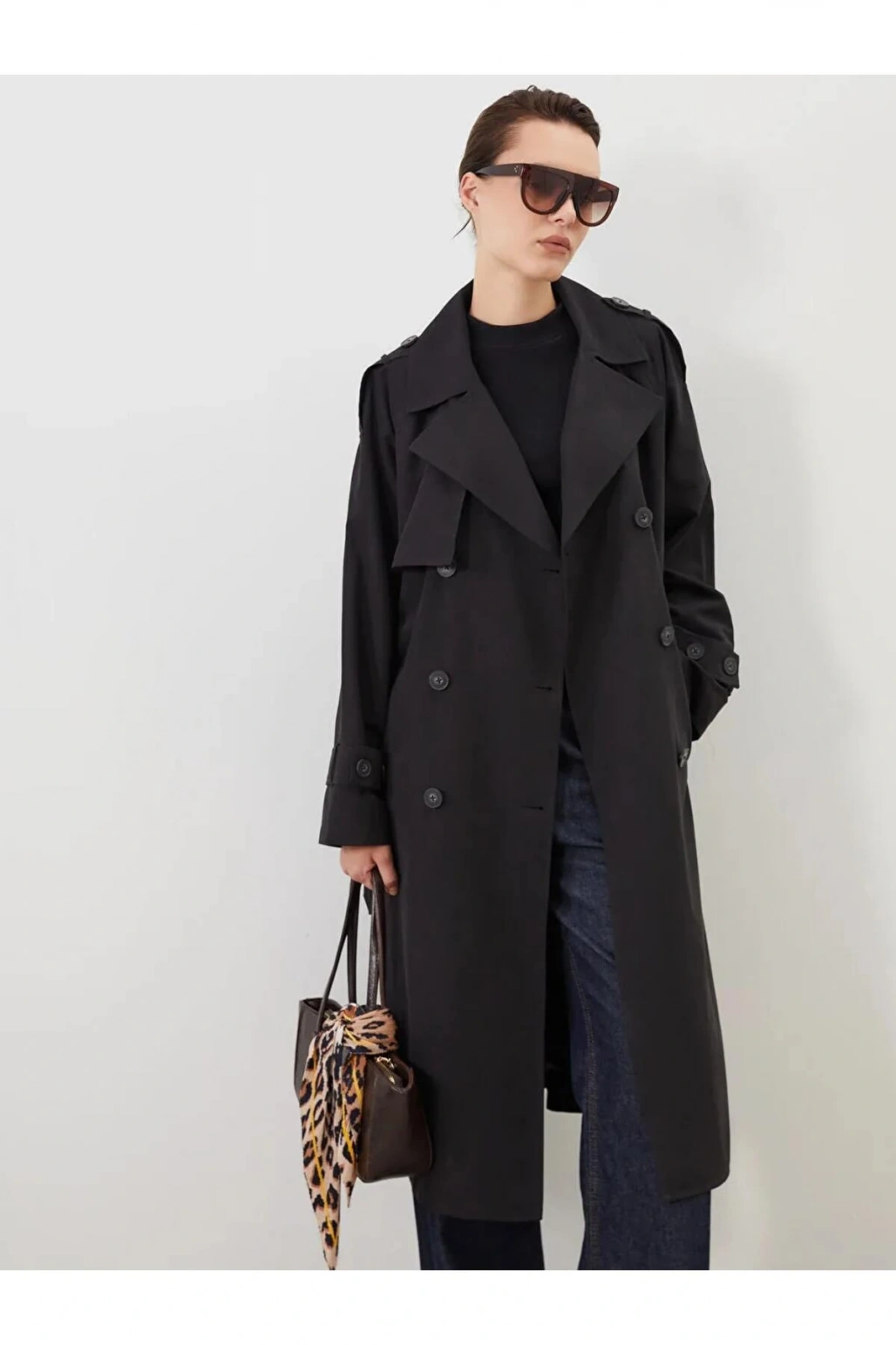 LCW Modest Siyah Kruvaze Yaka Oversize Kadın Trençkot