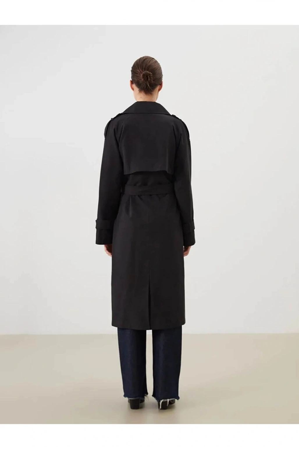 LCW Modest Siyah Kruvaze Yaka Oversize Kadın Trençkot