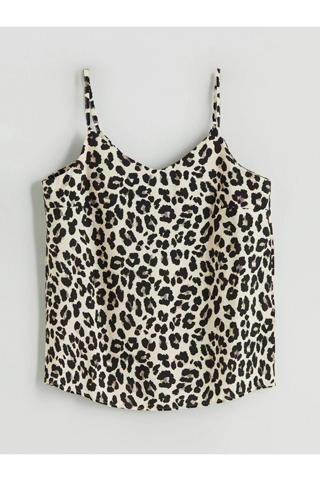 LCW V Yaka Leopar Desenli Askılı Bluz
