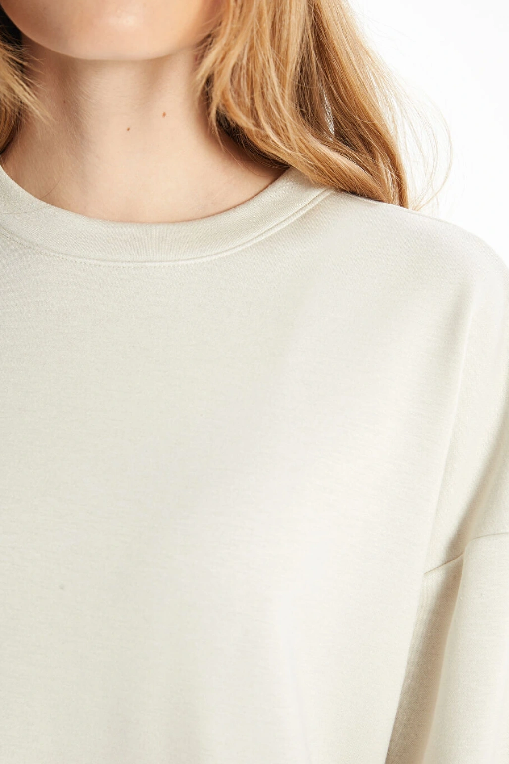 LCW Vision Bej Bisiklet Yaka Oversize Kadın Sweatshirt