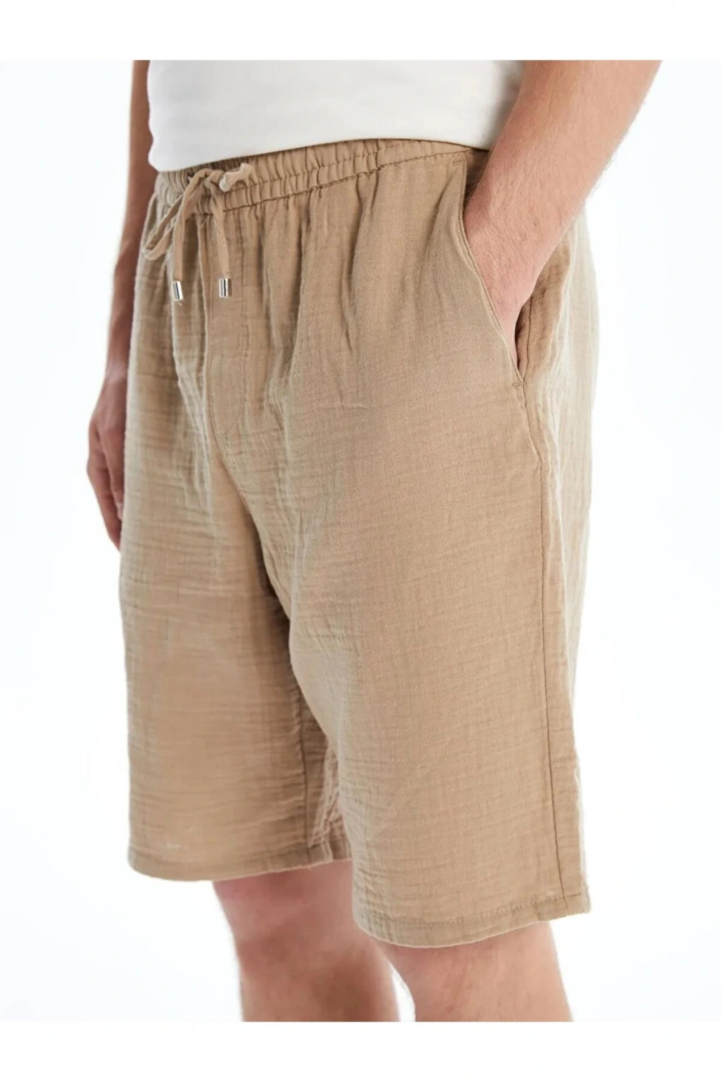 LCW Vision Bej Slim Fit Beli Bağlama Detaylı Erkek Şort