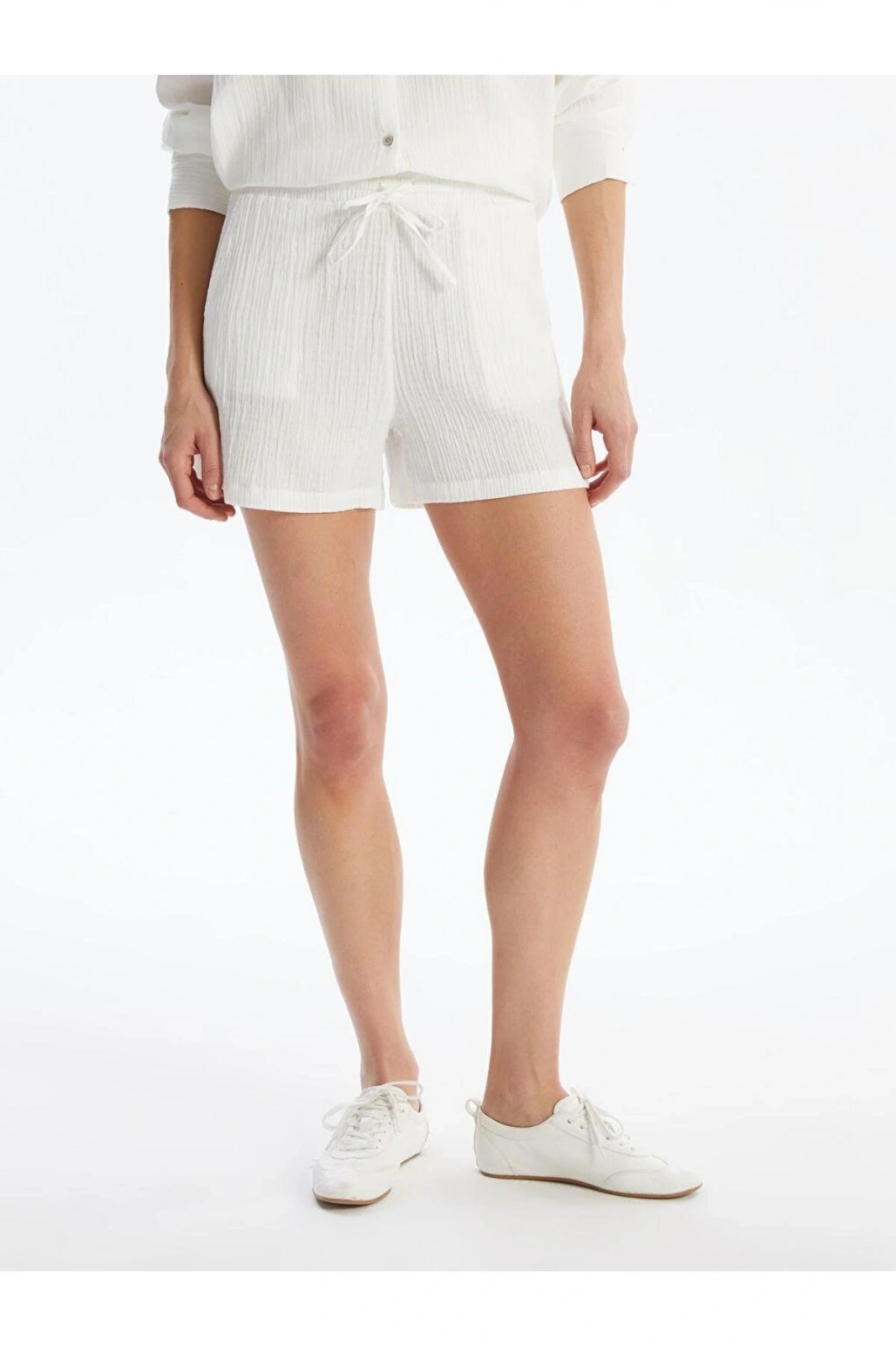 LCW Vision Beli Lastikli Dokulu Kadın Şort
