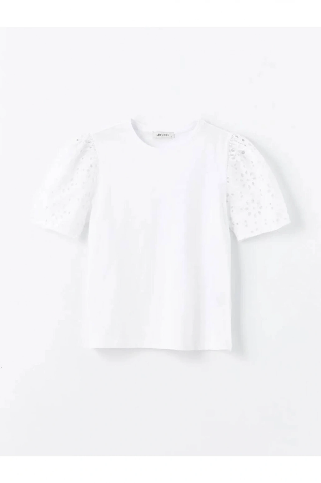 LCW Vision Beyaz Bisiklet Yaka Kendinden Desenli Kısa Kollu Kadın Bluz