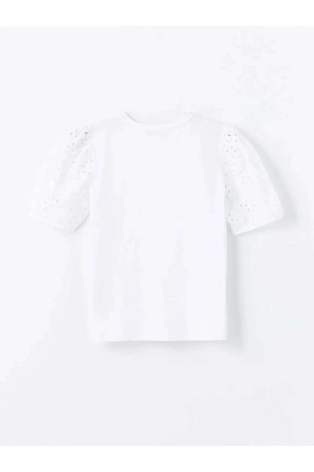 LCW Vision Beyaz Bisiklet Yaka Kendinden Desenli Kısa Kollu Kadın Bluz