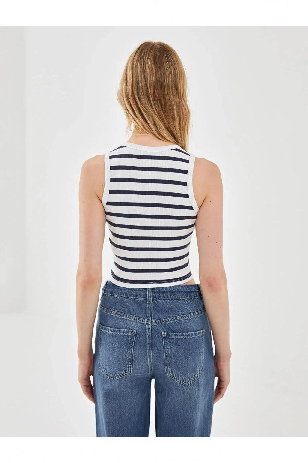 LCW Vision Bisiklet Yaka Çizgili Kadın Crop (S5)