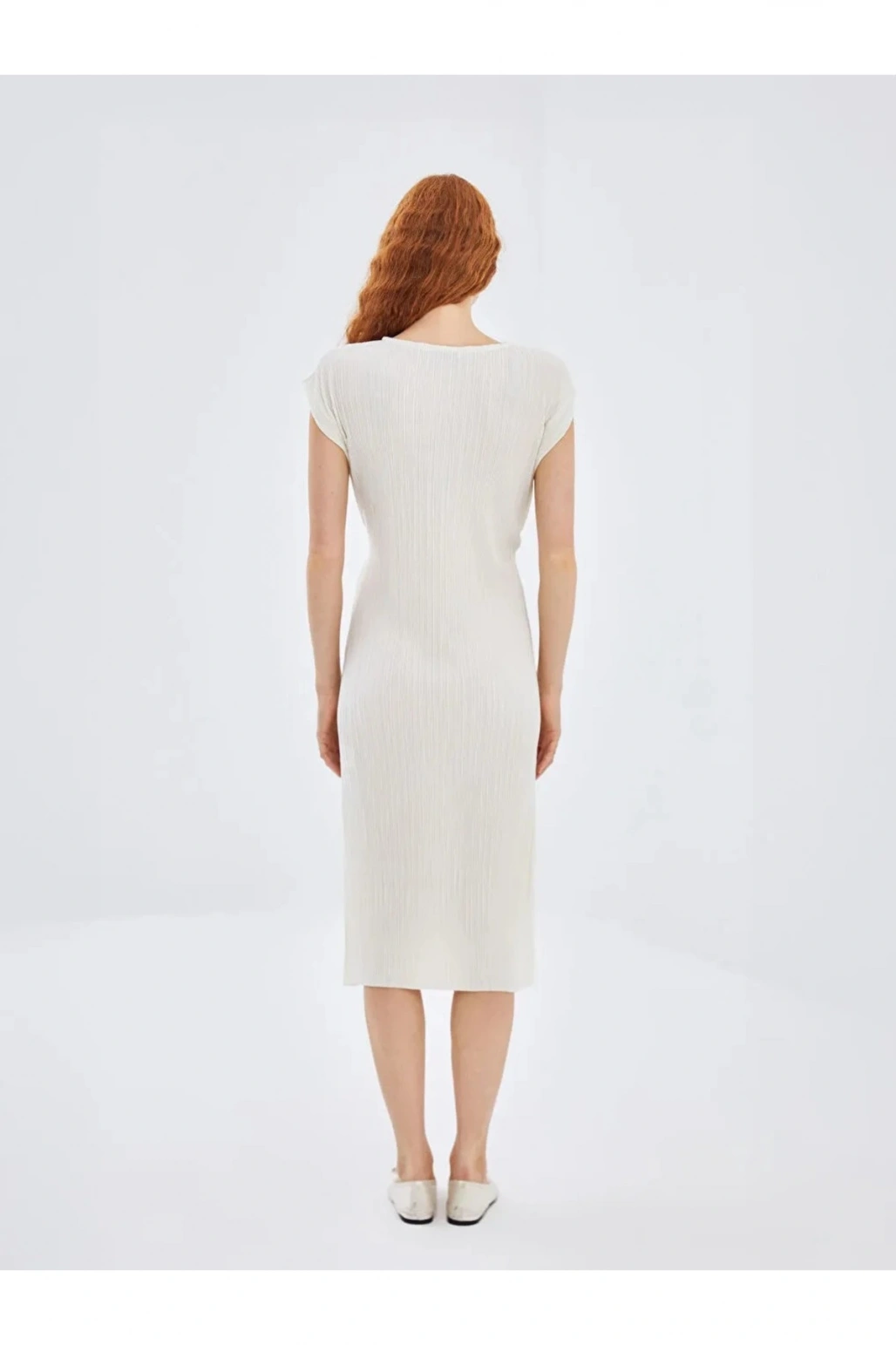 LCW Vision Buxe Beyazı Bisiklet Yaka Dokulu Kadın Elbise