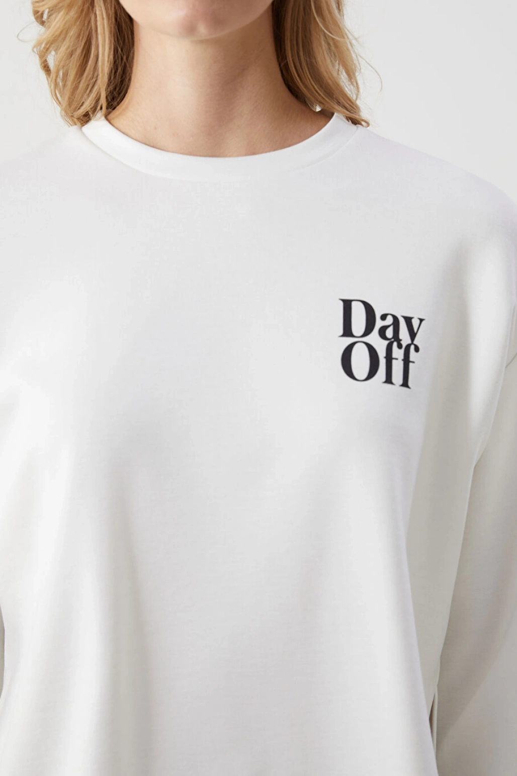 LCW Vision Ekru Bisiklet Yaka Baskılı Oversize Kadın Sweatshirt