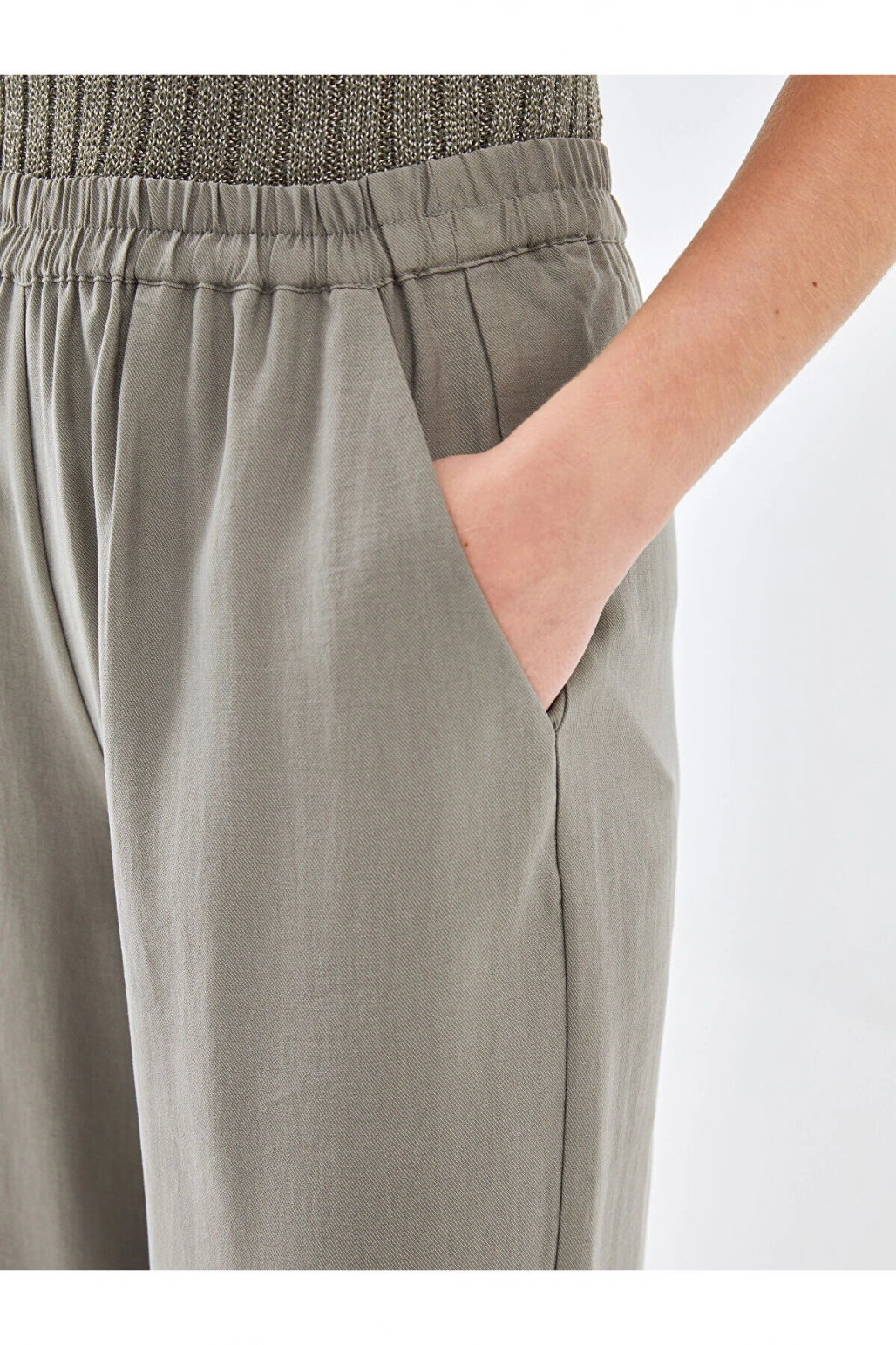 LCW Vision Haki Beli Lastikli Loose Fit Kadın Pantolon W4JP34Z8