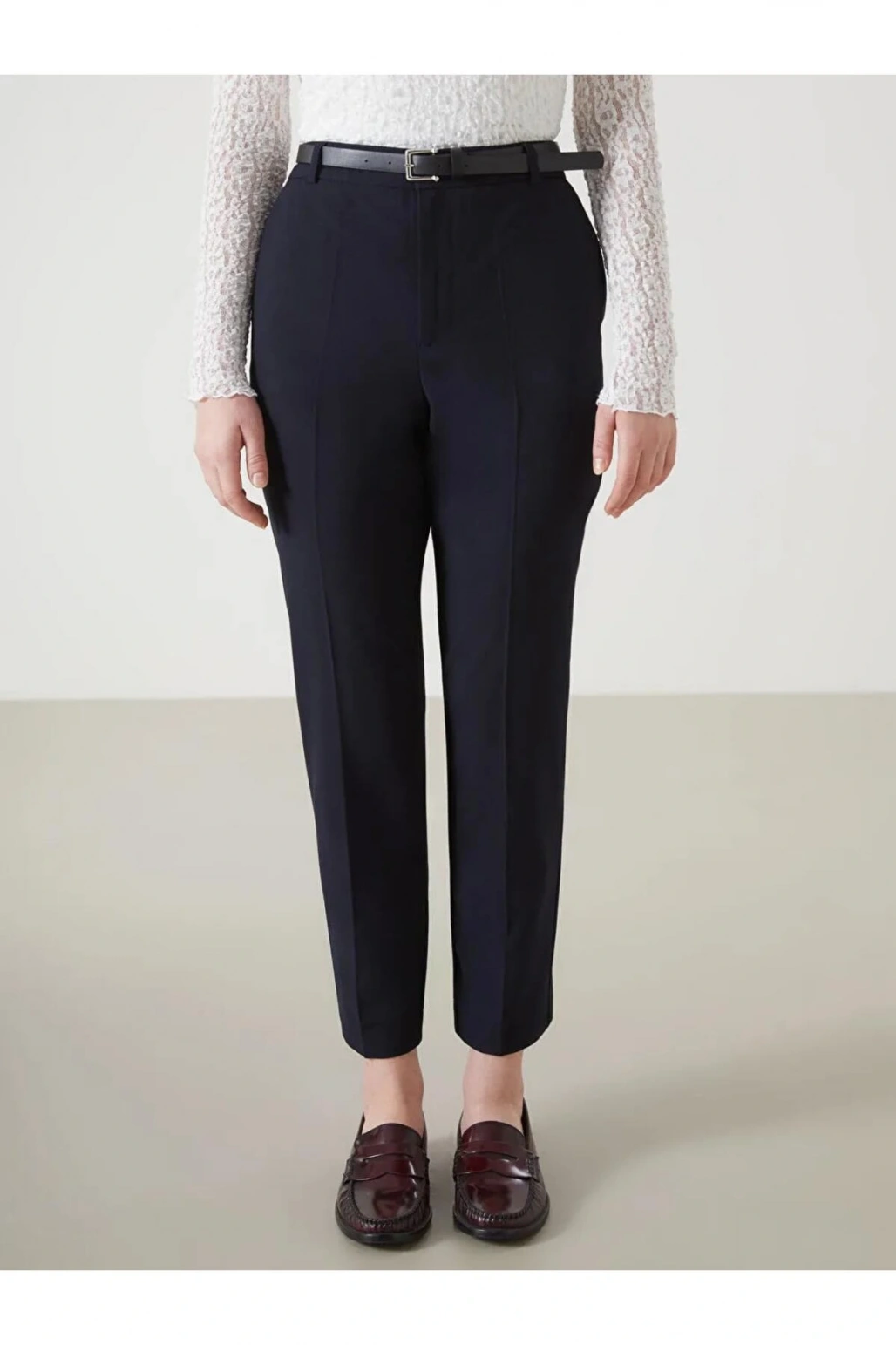 LCW Vision Lacivert Beli Kemerli Havuç Kesim Kadın Pantolon