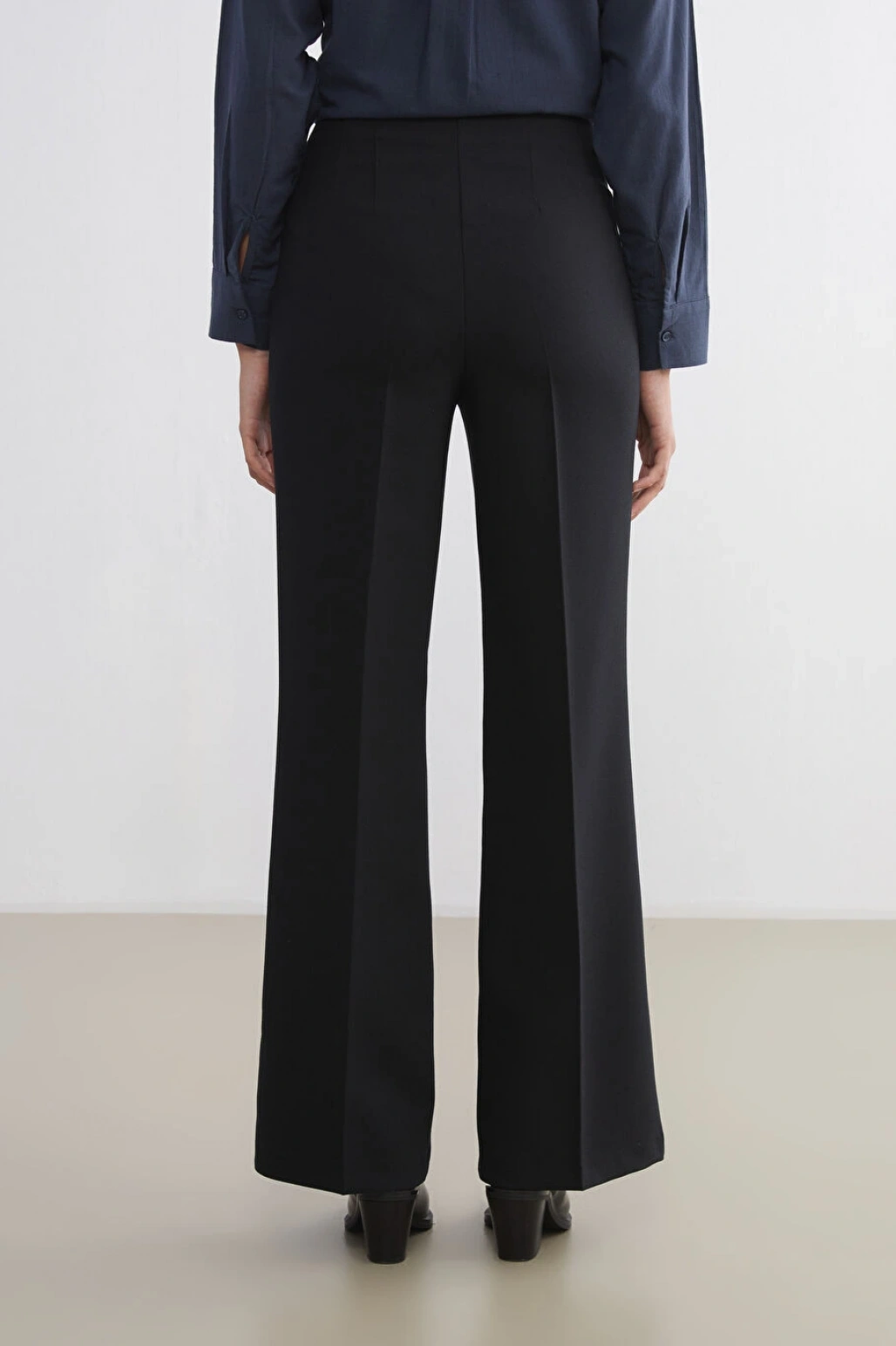 LCW Vision Siyah Dar Fit Geniş Paça Kadın Pantolon