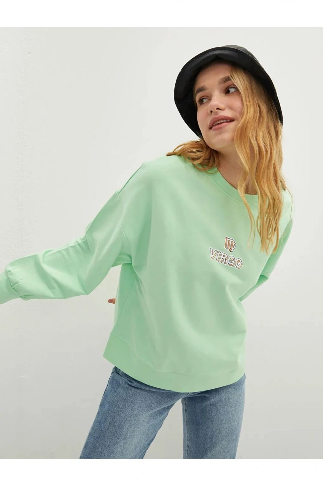 LCW Vision Yeşil Bisiklet Yaka Baskılı Uzun Kollu Kadın Sweatshirt