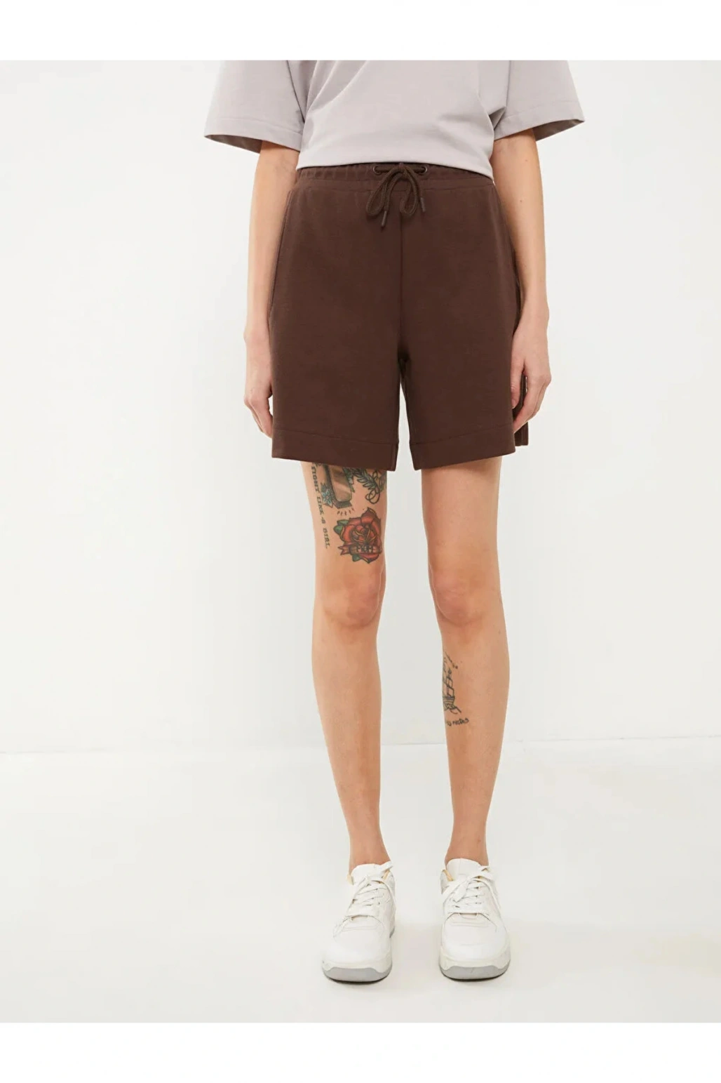 LCW Vision Kahverengi Kadın Beli Lastikli Düz Şort