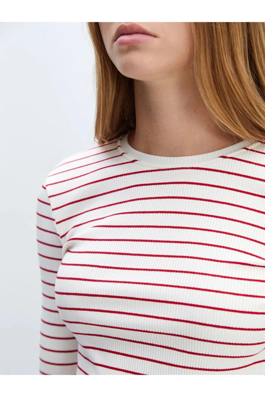 LCW Vision Kırmızı Cizgili Bisiklet Yaka Çizgili Kadın Tişört