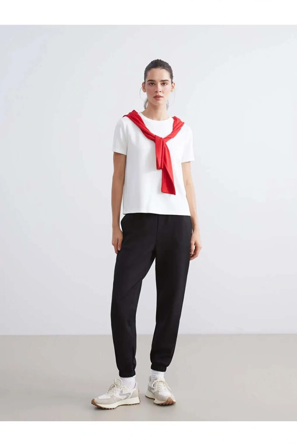 LCW VisionSiyah Beli Lastikli Kadın Jogger Eşofman Altı
