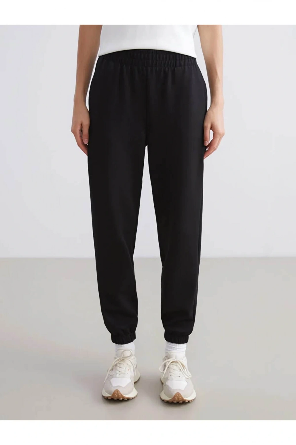 LCW VisionSiyah Beli Lastikli Kadın Jogger Eşofman Altı