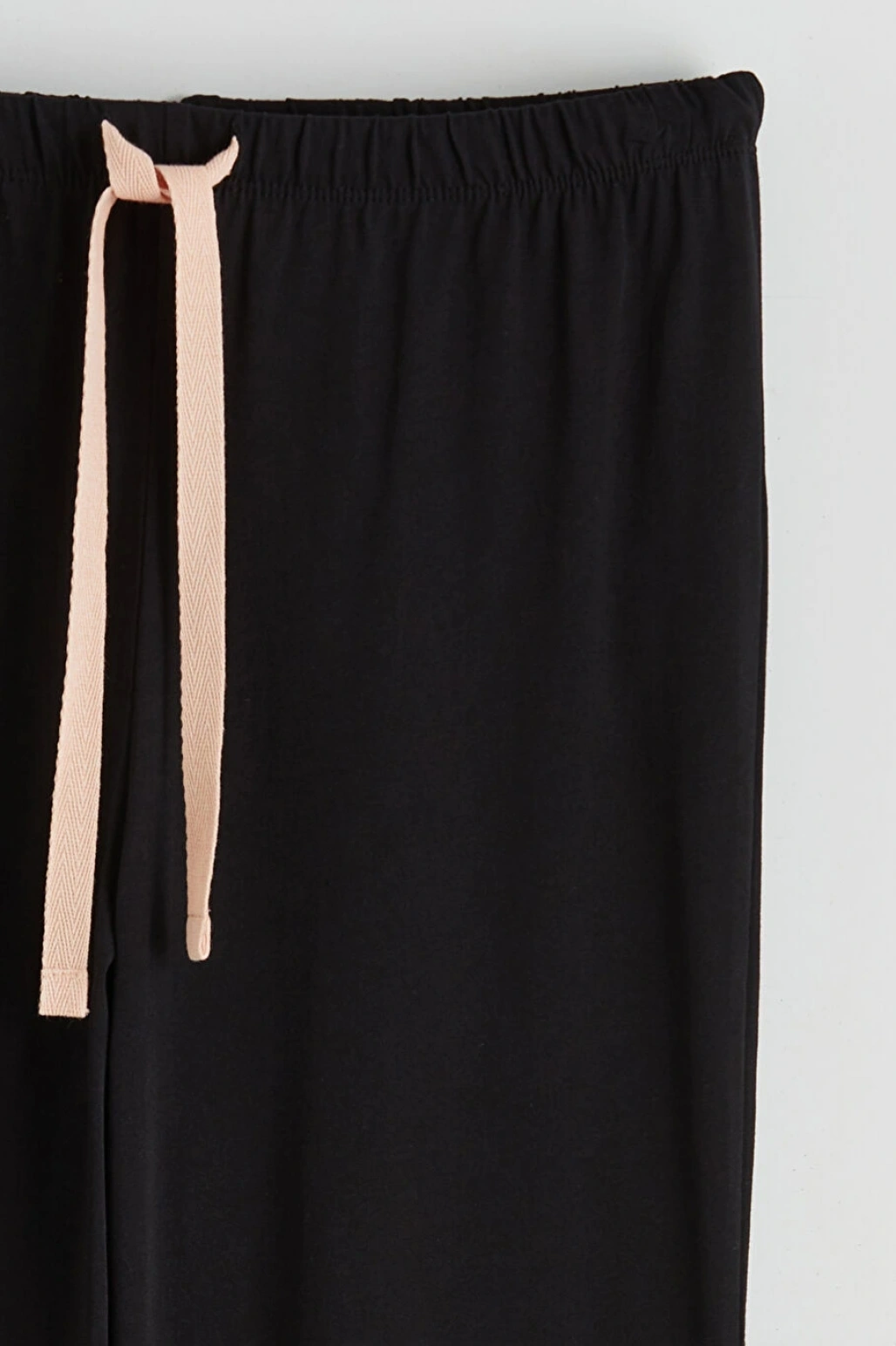 LCW Young Siyah Bisiklet Yaka Ayı Baskılı Kadın Pijama Takımı