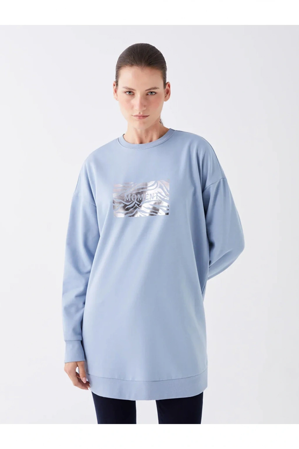 LCWAIKIKI Basic Mat Mavi Bisiklet Yaka Baskılı Uzun Kollu Oversize Kadın Sweatshirt Tunik