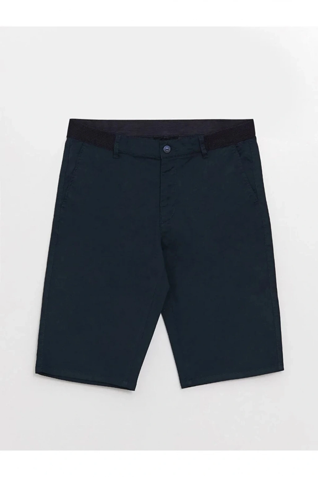 LCWAIKIKI Basic Rahat Kalıp Gabardin Erkek Bermuda Şort