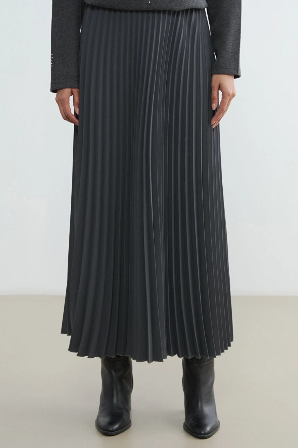 LCWAIKIKI Classic Antrasit Beli Lastikli Pileli Etek