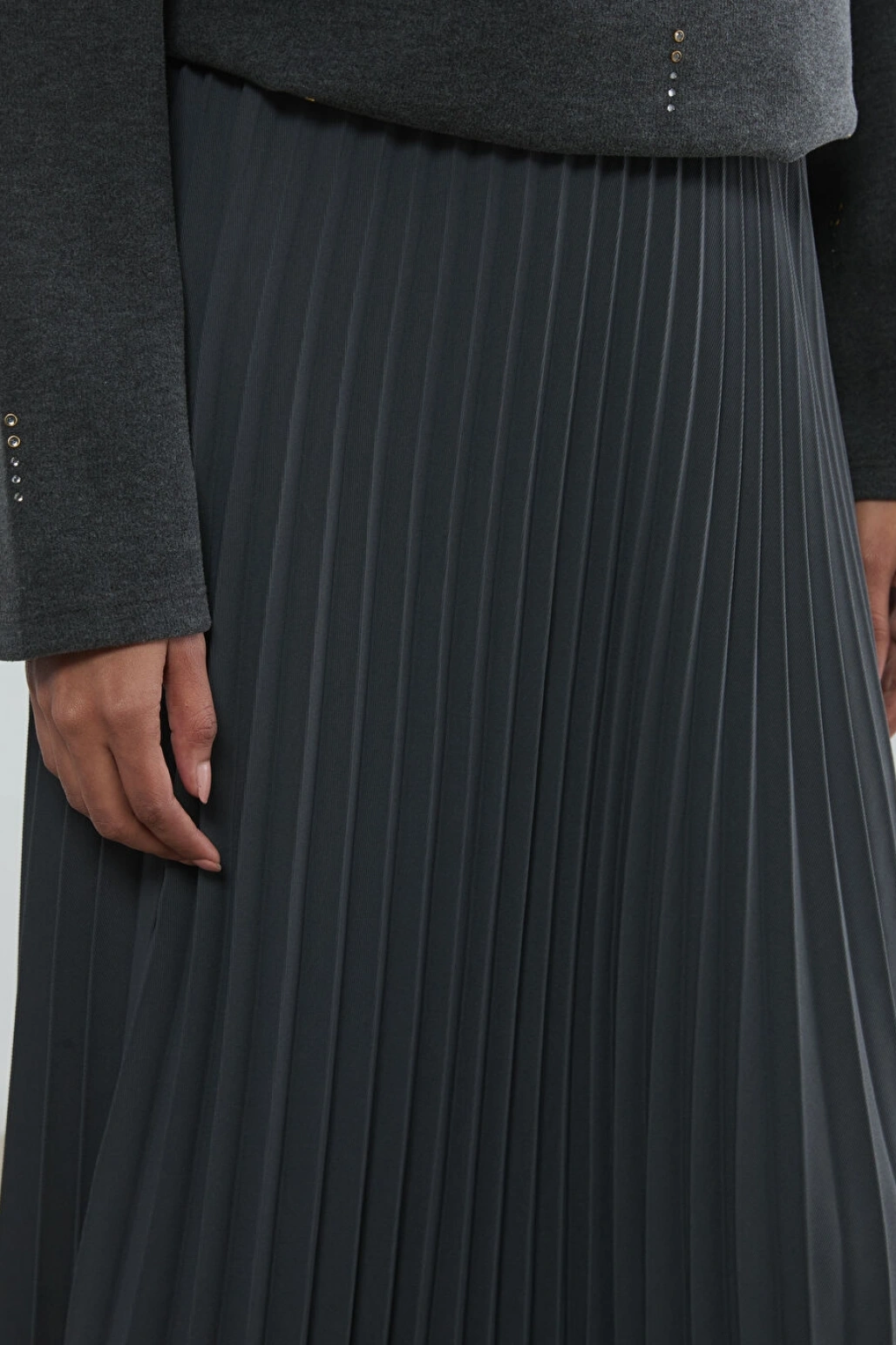 LCWAIKIKI Classic Antrasit Beli Lastikli Pileli Etek