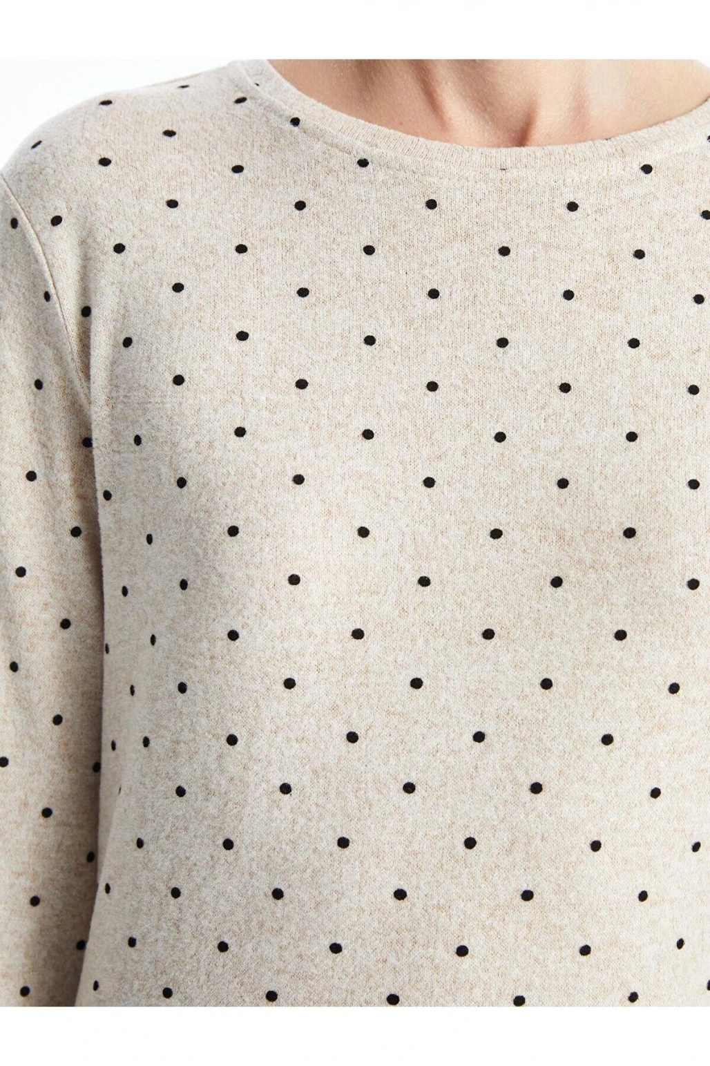 LCWAIKIKI Classic Baskılı Bisiklet Yaka Puantiyeli Kadın Tişört