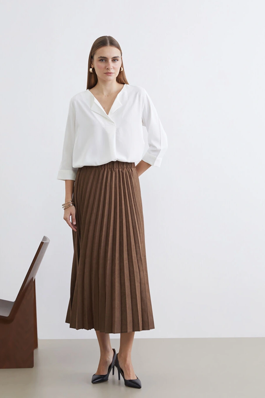 LCWAIKIKI Classic Bej Beli Lastikli Süet Görünümlü Pileli Etek